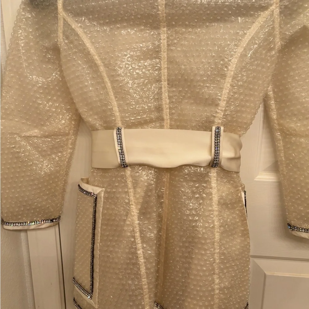 RARE-ICONIC-Dolce & Gabbana-Clear Plastic Bubble Wrap Rain Coat-Rhinestone-90s - Picture 15 of 16